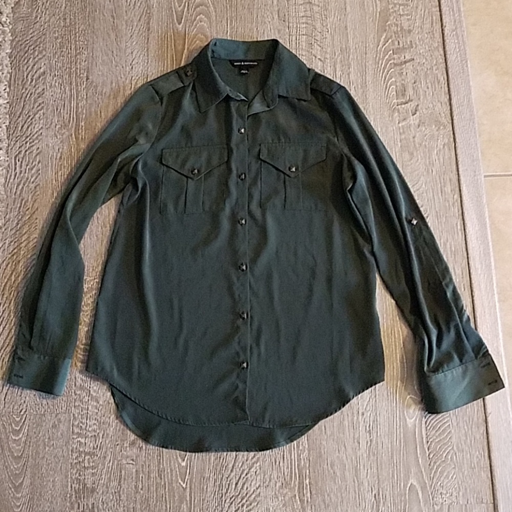 Long sleeve green shirt